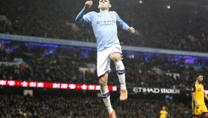  伊萨克戴帽纽卡三球轻取诺丁汉森林