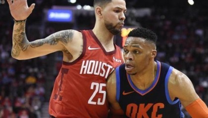  莱切替补奇兵头球制胜，保级关键战价值千金